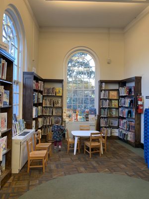 Southeast Neighborhood Library by null