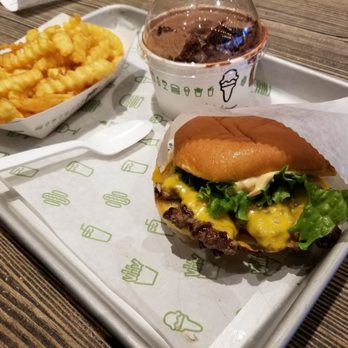 Shake Shack Mall of America - That concrete mixer was yummy, I gotta say. - Burgers Near Me - Bloomington, Minnesota