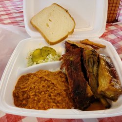 Sweatman's BBQ - Large rib dinner