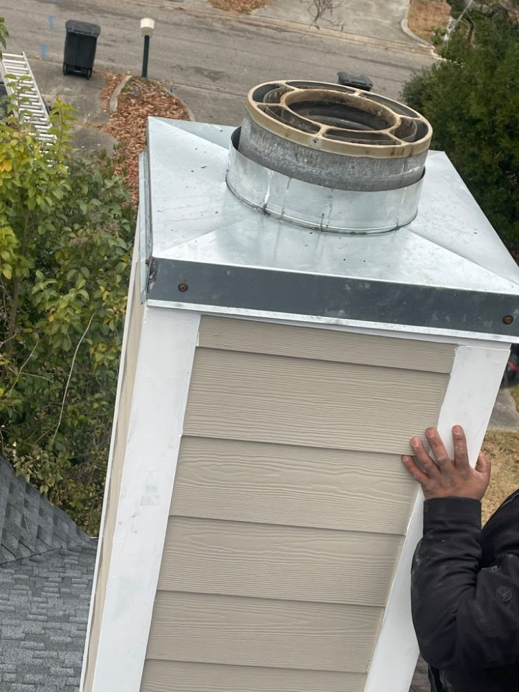 Slide of Reyes Construction