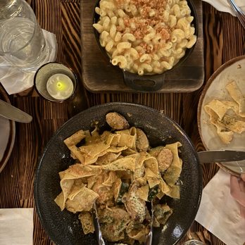 Bosscat Kitchen & Libations - MAC N CHEESE, CHICKEN SAUSAGE PASTA - New American Near Me - Irvine, California Bosscat Kitchen & Libations - MAC N CHEESE, CHICKEN SAUSAGE PASTA - New American Near Me - Irvine, California