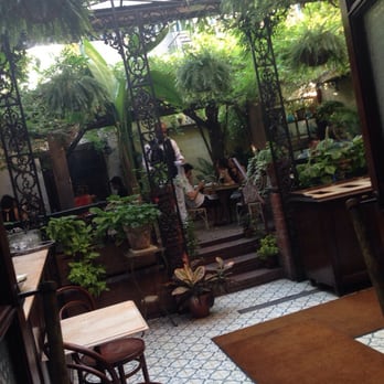 Maison Premiere - Wonderful garden tables! - Seafood Near Me - Brooklyn, New York