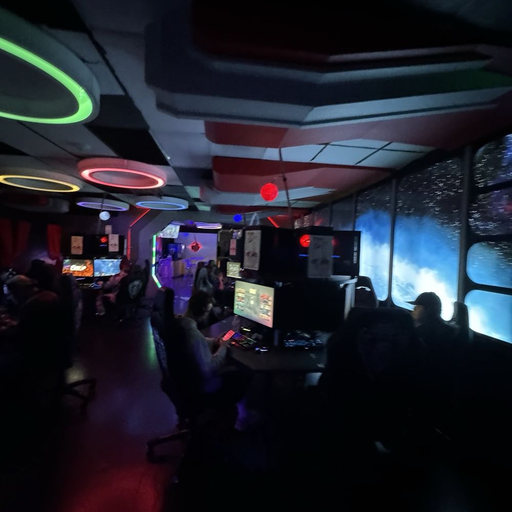 FireUp Esports Lounge - Eatertainment Near Me - Roseville, California