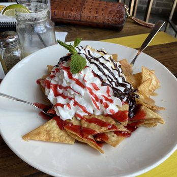 Nacho Daddy - Deep Fried Ice Cream - New American Near Me - Las Vegas, Nevada