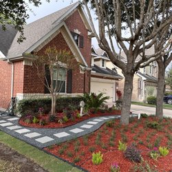 Custom Landscaping & Design - Patios Unlimited - Front yard