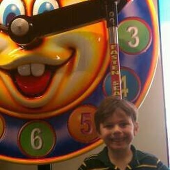 Chuck E. Cheese - Right round at chuck's - Pizza Near Me - Garland, Texas Chuck E. Cheese - Right round at chuck's - Pizza Near Me - Garland, Texas