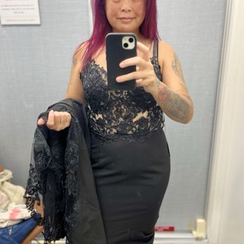 Linh's Alterations - Before - Sewing & Alterations Near Me - Honolulu, Hawaii