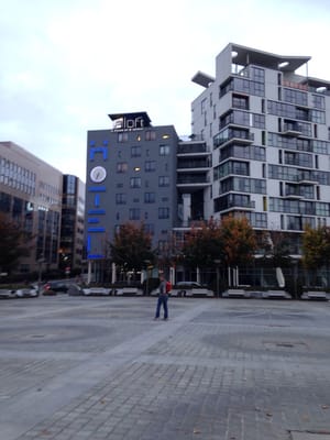 Aloft Brussels Schuman by null