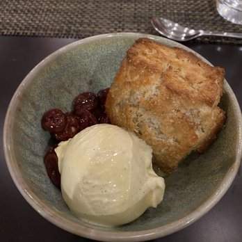 Elements - Vanilla ice cream - New American Near Me - Princeton, New Jersey