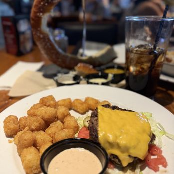 Brick House Tavern + Tap - BRICK BURGER CLASSIC, NO BUN. - Pizza Near Me - Neptune, New Jersey