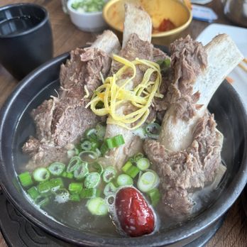 Claypot - Wang galbitang - beef rib soup - Korean Near Me - Northbrook, Illinois Claypot - Wang galbitang - beef rib soup - Korean Near Me - Northbrook, Illinois