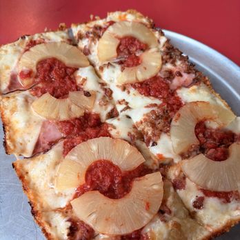 Via 313 Pizza - Hawaiian SM - Pizza Near Me - Austin, Texas Via 313 Pizza - Hawaiian SM - Pizza Near Me - Austin, Texas