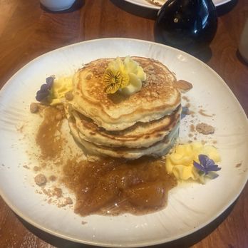 Menlo Tavern - Short stack pancakes - Breakfast & Brunch Near Me - Menlo Park, California