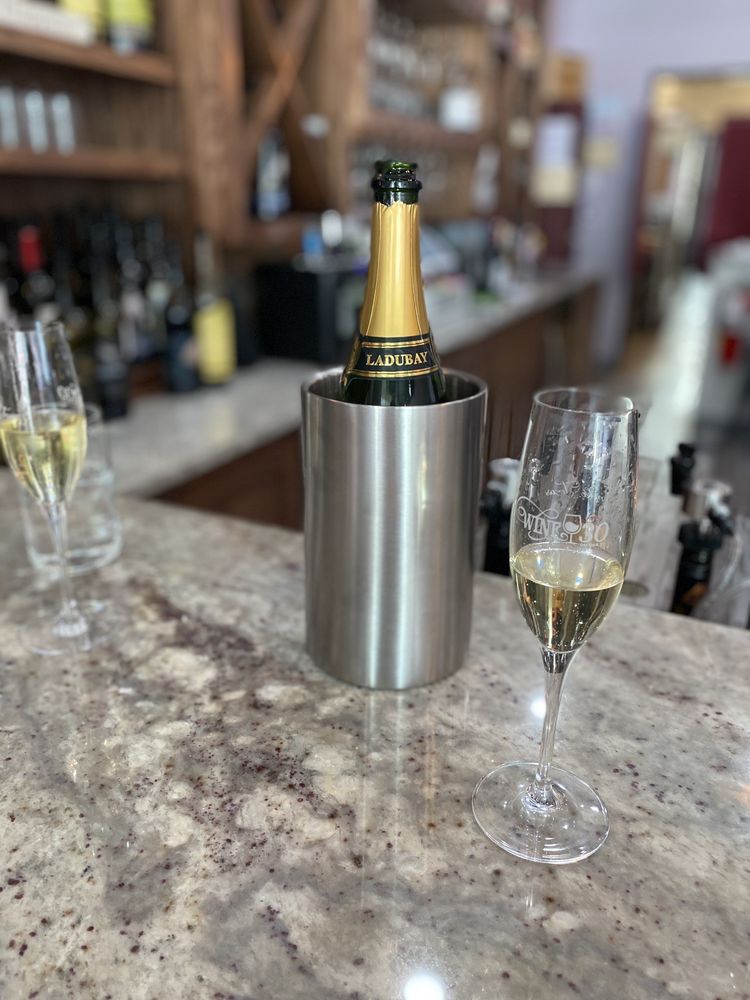 Wine 30 on Oak St - vineyard in Roanoke, TX