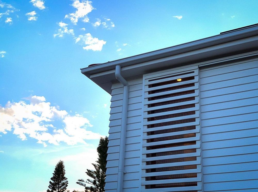 Slide of Flagami Roofing