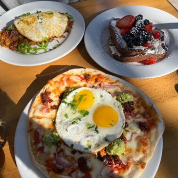 Brunch - Breakfast pizza, French toast - Breakfast & Brunch Near Me - Paso Robles, California Brunch - Breakfast pizza, French toast - Breakfast & Brunch Near Me - Paso Robles, California