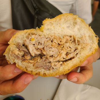 Solar da Madalena - The pork - Cafes Near Me - Lisbon, 11 Solar da Madalena - The pork - Cafes Near Me - Lisbon, 11
