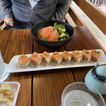 Himitsu - Himitsu Bowl with salmon in the background, sushi roll with tuna and avocado inside, salmon and jalapeño on top in foreground - Sushi Bars Near Me - La Jolla, California
