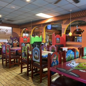 El Tapatio - tables and chairs in a restaurant - Mexican Near Me - Ardmore, Oklahoma