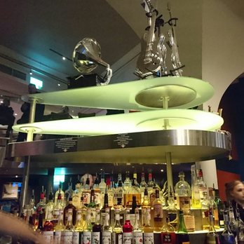 Hard Rock Cafe - Main bar - American Near Me - Glasgow, GLG