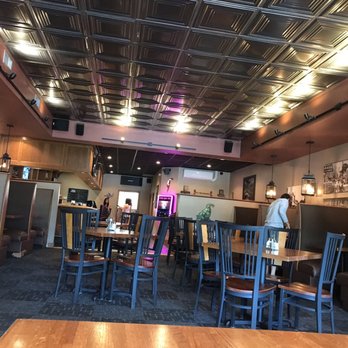 Broad Street Grille - Inside - American Near Me - Grove City, Pennsylvania