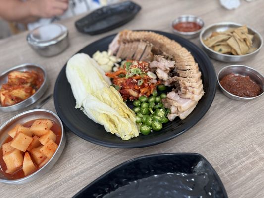 Myung Ga Haejangguk by null