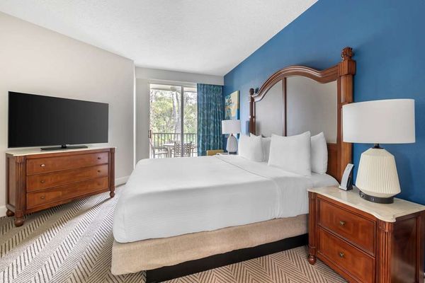 Hilton Vacation Club Cypress Pointe Orlando by null