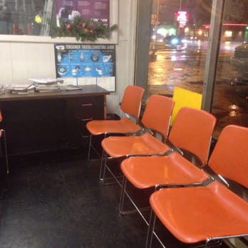 AD Joliet - Plenty of seating - Auto Repair Near Me - Joliet, Illinois