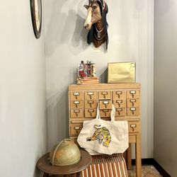 Nowhere Bookshop - Awesome and unique decor
