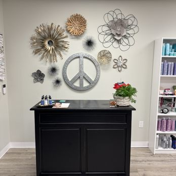 The Deep Roots Collective - Reception - Hair Salons Near Me - Folsom, California