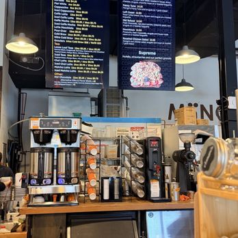 Mongo's Coffee - Coffee & Tea Near Me - Syosset, New York