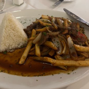 Farolito Peruvian Cuisine - Lomo Saltado - Latin American Near Me - Miami, Florida Farolito Peruvian Cuisine - Lomo Saltado - Latin American Near Me - Miami, Florida