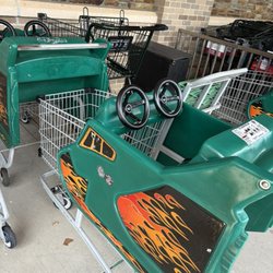Harris Teeter - Cute cart for the kiddos