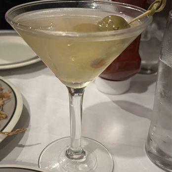 Charlie's Steak House - Dirty Martini - Steakhouses Near Me - New Orleans, Louisiana Charlie's Steak House - Dirty Martini - Steakhouses Near Me - New Orleans, Louisiana
