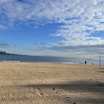 Ohio Street Beach - Beaches Near Me - Chicago, Illinois Ohio Street Beach - Beaches Near Me - Chicago, Illinois