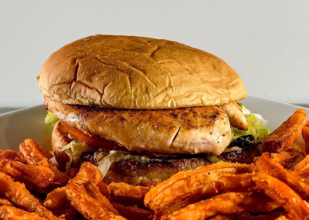 Social spots from Raines On Exchange Bar And Grill