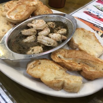 Habana Cafe - Drunken Shrimp - dip the bread! - Cuban Near Me - Gulfport, Florida Habana Cafe - Drunken Shrimp - dip the bread! - Cuban Near Me - Gulfport, Florida