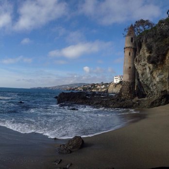 Victoria Beach - Beaches Near Me - Laguna Beach, California
