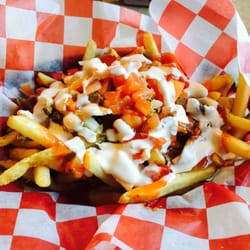 Rex's Den - Shawarma poutine