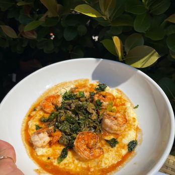 Ravish Off Ocean - Shrimp and grits - American Near Me - Lantana, Florida