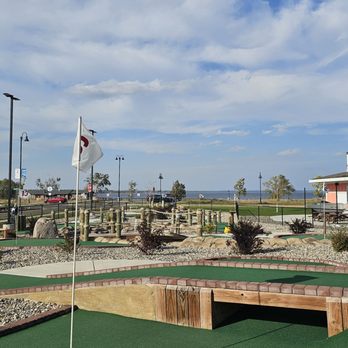 BoardWalk - Mini Golf Near Me - Bemidji, Minnesota