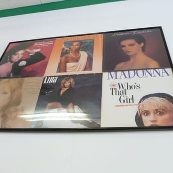 Tracis Diner - 80s album decor! - Diners Near Me - Belfast, Maine