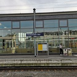 Hildesheim Hauptbahnhof - Rückansicht Bahnhof