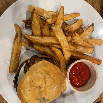 Redemption - Truffle hamburger - Barbeque Near Me - Faribault, Minnesota