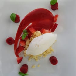 Pizzeria Italia - Erdbeere und Zitronendessert