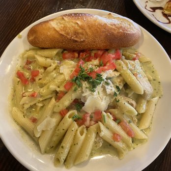 la Madeleine - Pesto Pasta - Breakfast & Brunch Near Me - Arlington, Texas