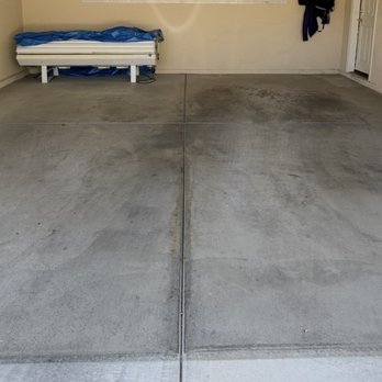 Fastlane Coatings - Before - Flooring Near Me