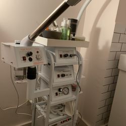 Paloma Blush Room