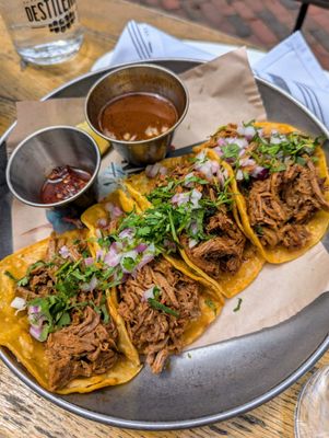 El Catrin Destileria by null