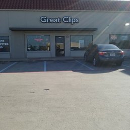 Heres the outside of the salon Heres the outside of the salon